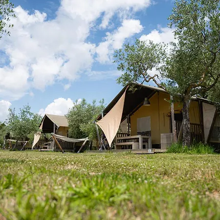 Glamping Umbria * ベヴァーニャ